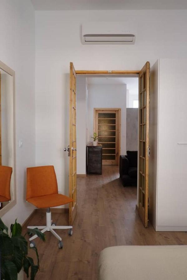 Great Flat In *